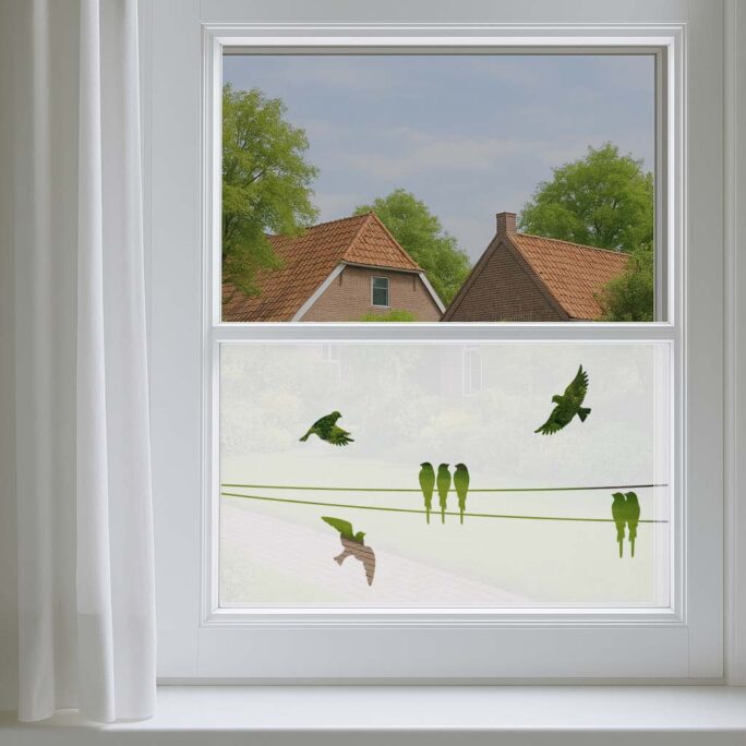 Raamfolie met vogels op draad